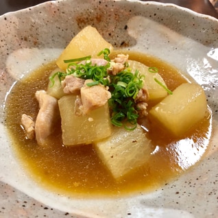 鶏大根の味噌煮込み